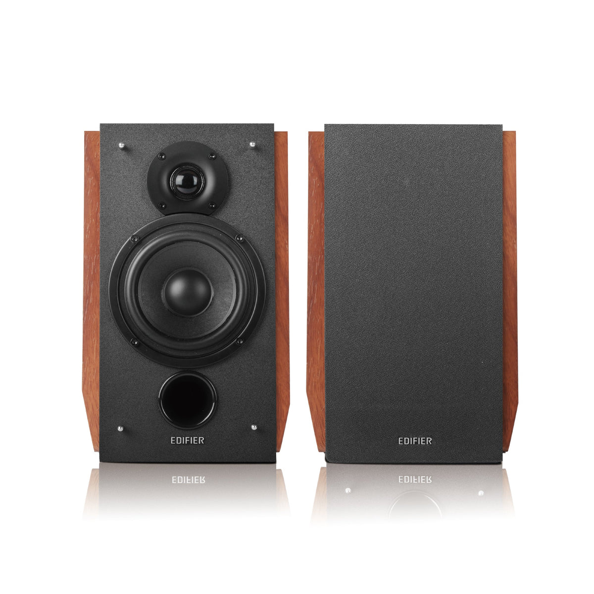 Edifier R1700BTs