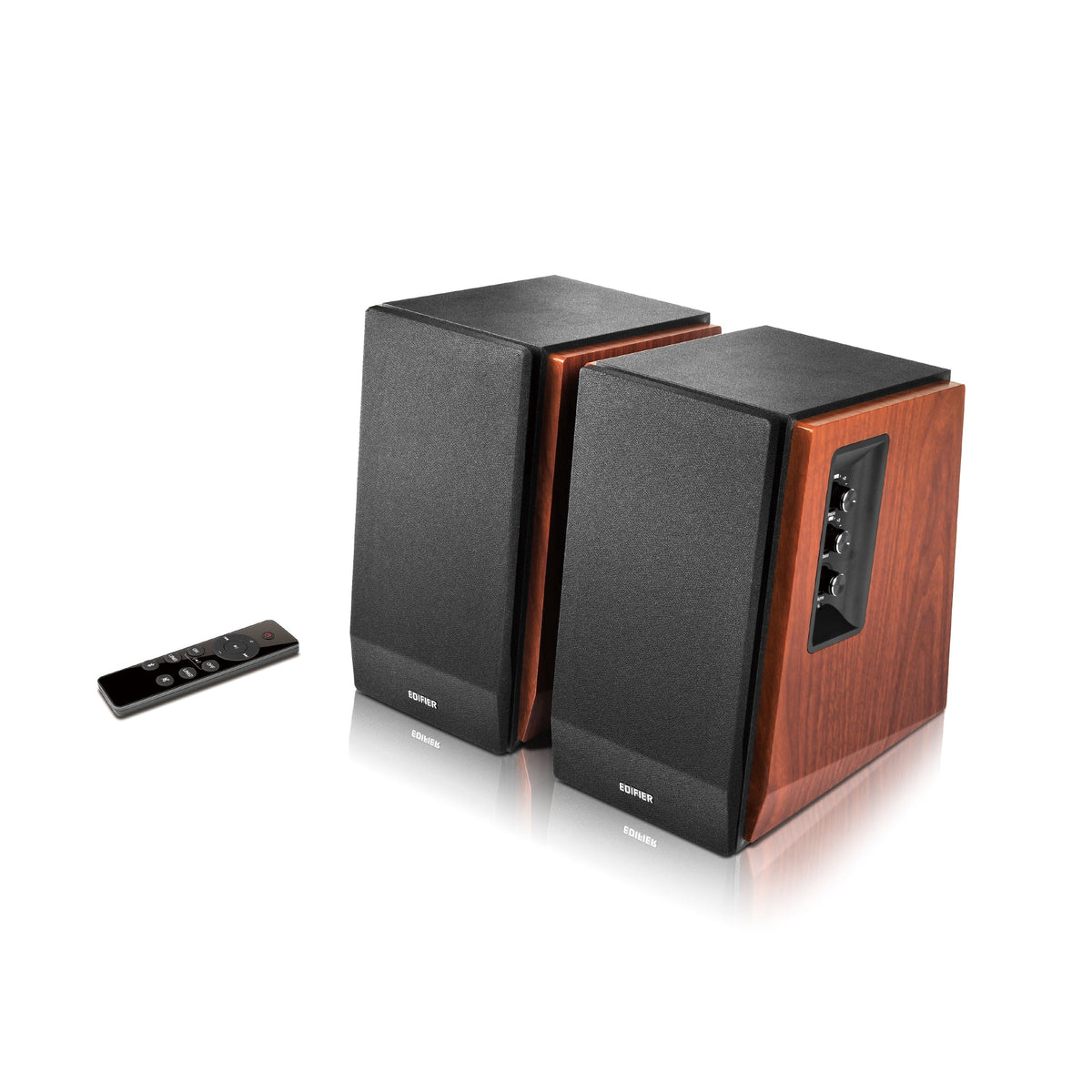Edifier R1700BTs